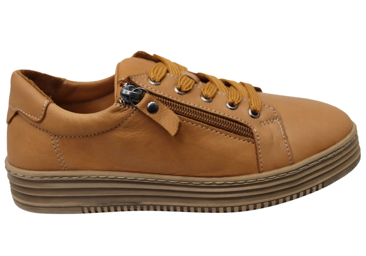 Cabello Comfort Cyra Womens Leather European Leather Casual Shoes